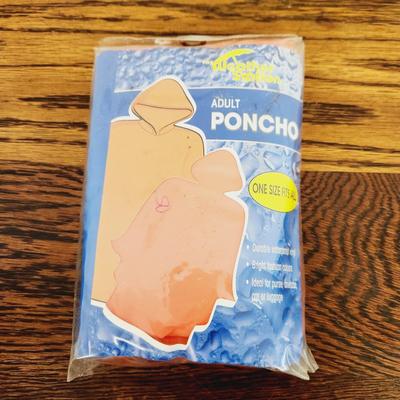 NEW ONE SIZE FITS ALL RAIN PONCHO