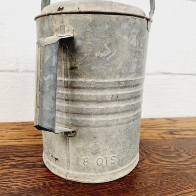 VINTAGE GALVANIZED 8 QUART WATERING CAN