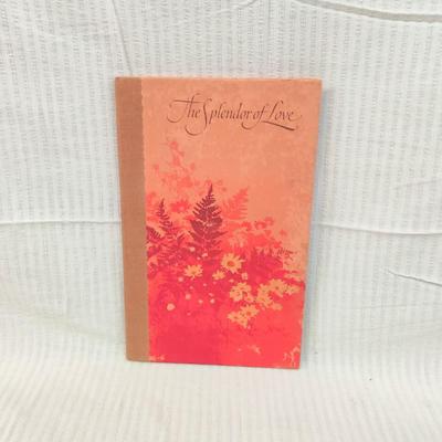 1971 THE SPLENDOR OF LOVE by HALLMARK CARDS