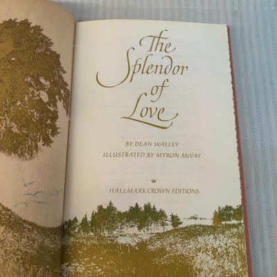 1971 THE SPLENDOR OF LOVE by HALLMARK CARDS