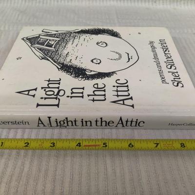 1981 A LIGHT IN THE ATTIC by SHEL SILVERSTEIN