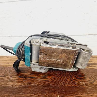 MAKITA BELT SANDER MODEL # 9401