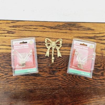 METAL WALL HOOKS BUNDLE