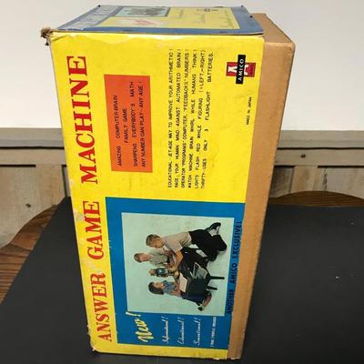 VINTAGE ROBOT TOY