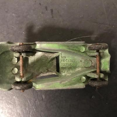 ANTIQUE TOOTSIE CARS