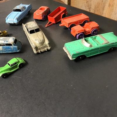 ANTIQUE TOOTSIE CARS