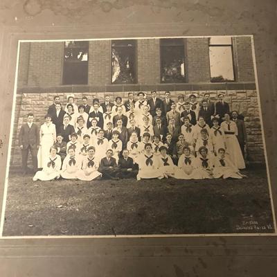 ANTIQUE PHOTOS