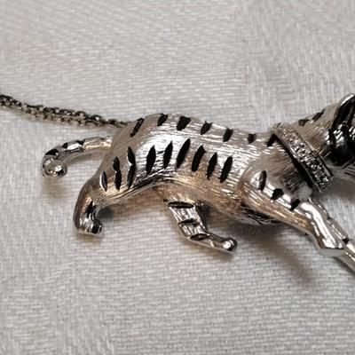 Ruby Eye Tiger Adorned By Diamond Collar 925 18" Necklace