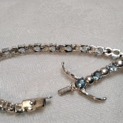 Captivating Aquamarine 7" 925 Bracelet