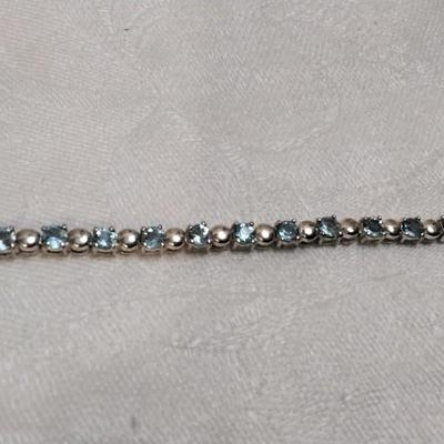 Captivating Aquamarine 7" 925 Bracelet