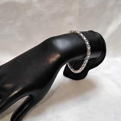 Captivating Aquamarine 7" 925 Bracelet