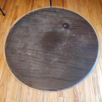 Round Side table w glass top  22