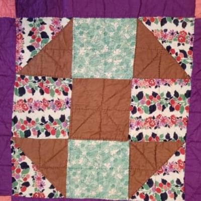 Vintage handmade quilt. Shoo Fly Pattern