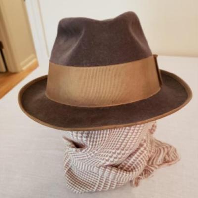Vintage men's wool fedora hat