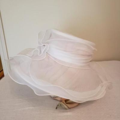 Women's white organza wide brim hat