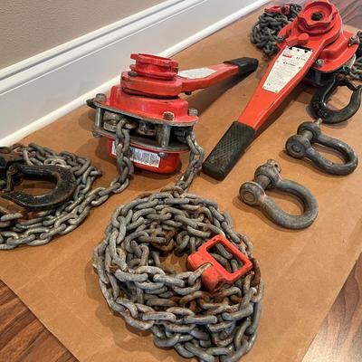 Pair of DAYTON 1.5 Ton Hoists