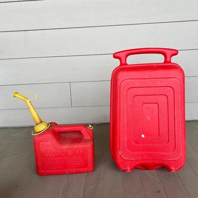 GAS CANS SET OF 4