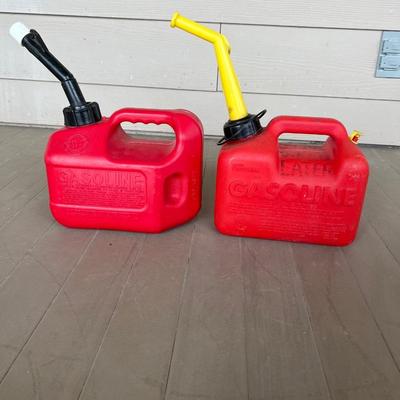 GAS CANS SET OF 4