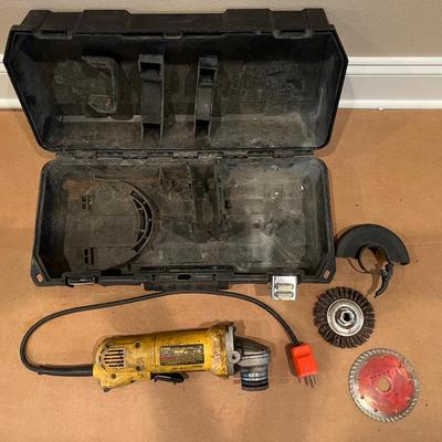MILWAUKEE - HILTI - DEWALT LOT