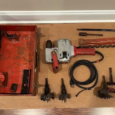 MILWAUKEE - HILTI - DEWALT LOT