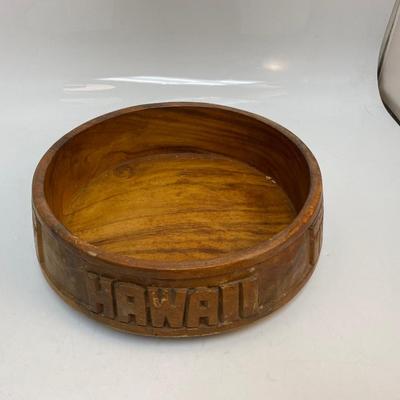 Vintage Retro Hawaii Carved Monkeypod Fruit Serving Console Bowl