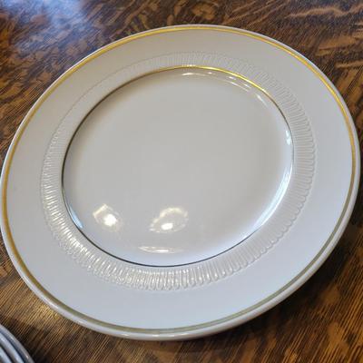 Set of Vintage Syracuse China Restaurant Ware Plates