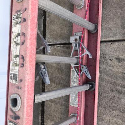36â€™ Werner Fiberglass Extension Ladder