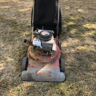 Three in 1 yard vac, mulcher, chipper shredder