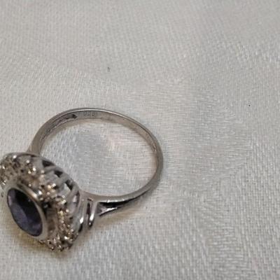 Vintage Amethyst Surrounded By White Sapphires 925 Ring Size 9
