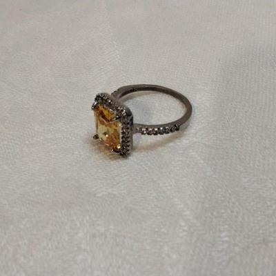 Citrine Surrounded By White Sapphires 925 Ring Size 7