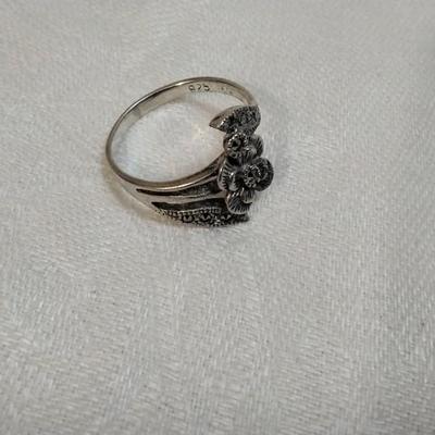 Unique Marcasite Flower 925 Ring Size 7