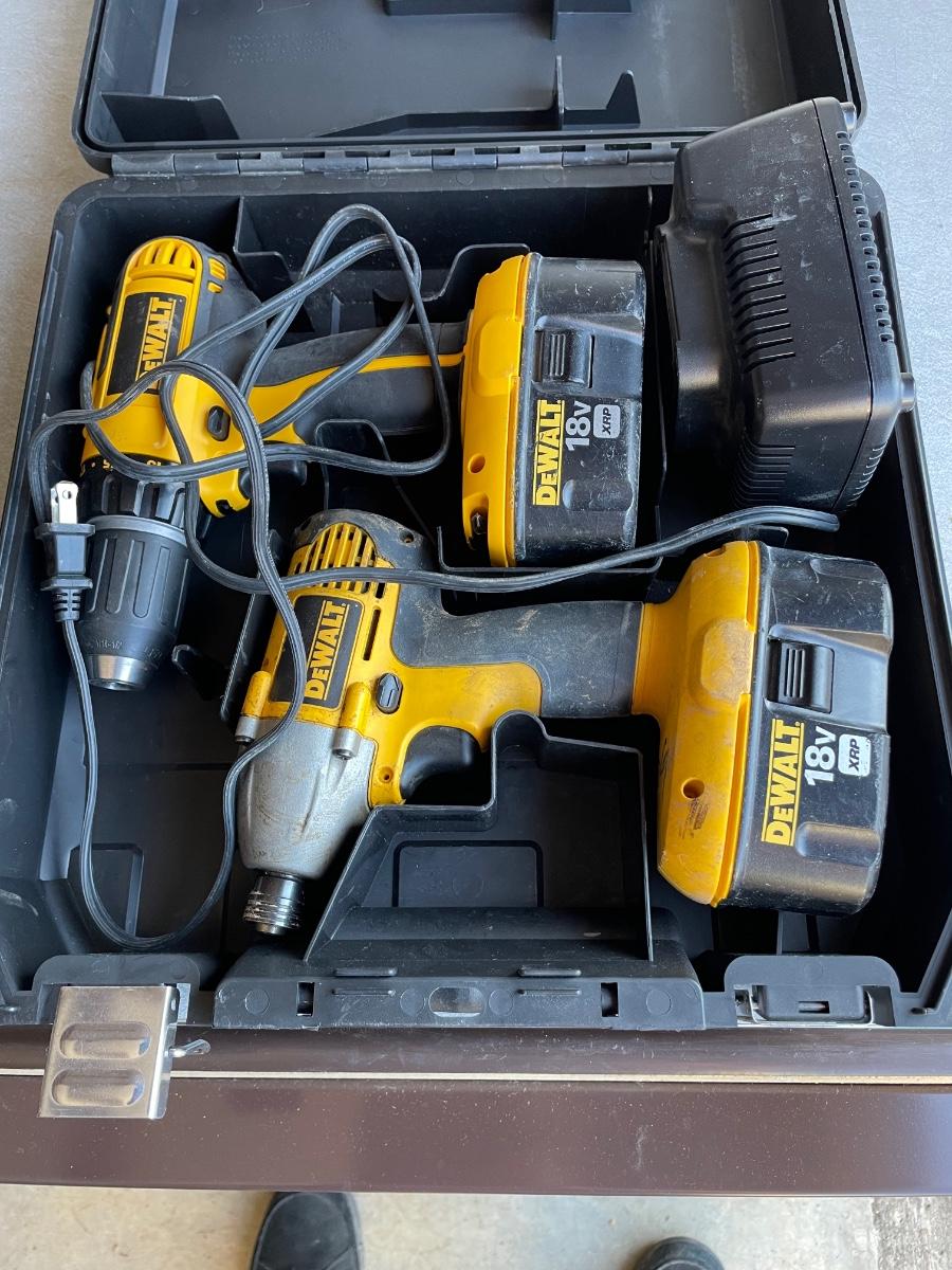 Dewalt Impact Driver Drill Set
