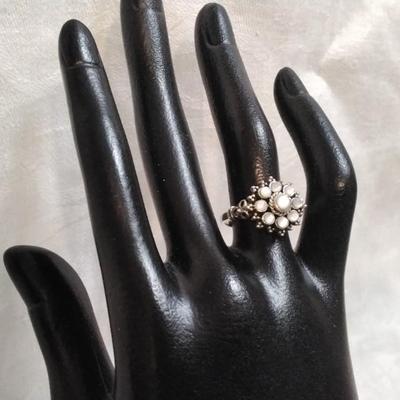 Uniquely Beautiful Moonstone 925 Ring Size 7