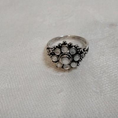 Uniquely Beautiful Moonstone 925 Ring Size 7