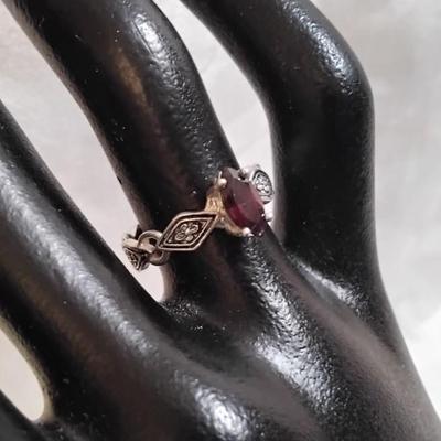 Vintage Garnet 925 Ring Size 6.5