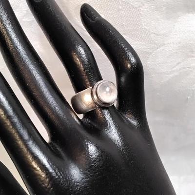 Vintage Moonstone 925 Ring Size 7