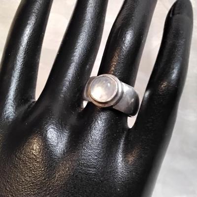 Vintage Moonstone 925 Ring Size 7