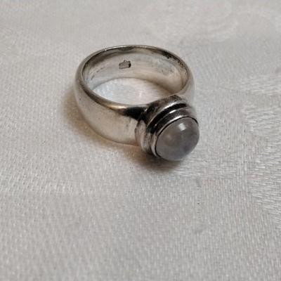 Vintage Moonstone 925 Ring Size 7