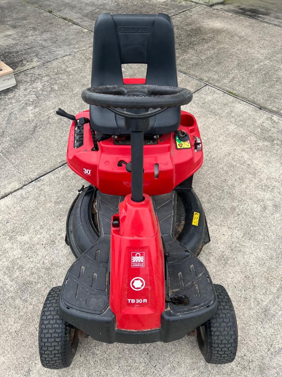 TROYBILT TB30R 30” Riding Mower