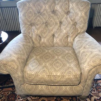 LOT 8M: Cristable Club Chair