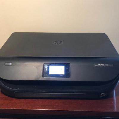 LOT 11M: HP Envy 4520 Printer