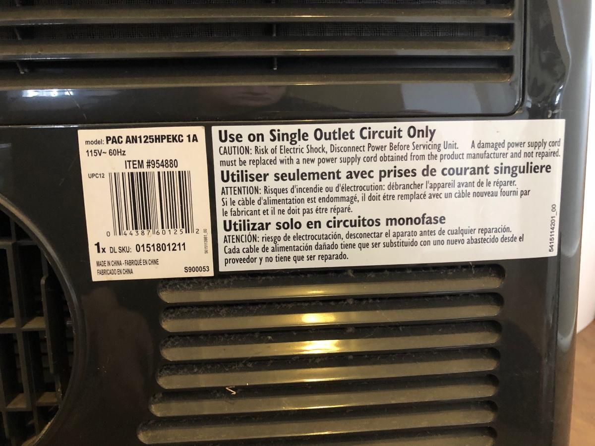 LOT 24M DeLonghi Pinguino Air Conditioner Model PAC AN125HPEKC 1A