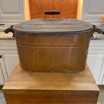 LOT:123: Antique Copper Boiler with Lid