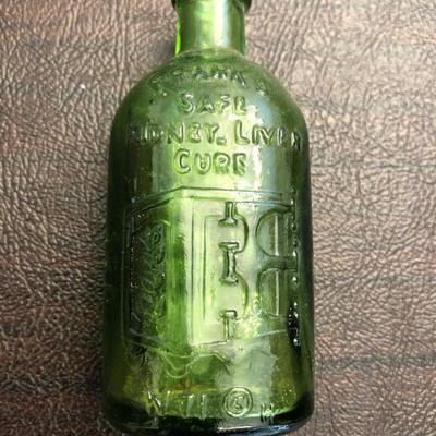 Green glassware