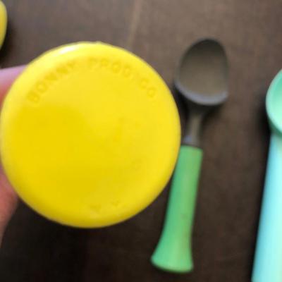 Instant ice cream scoop collection