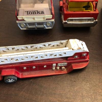 Metal Trucks