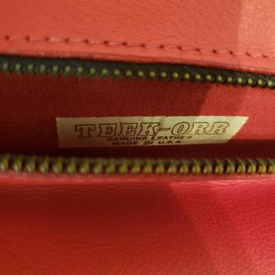 Lot of 3 leather clutch bags