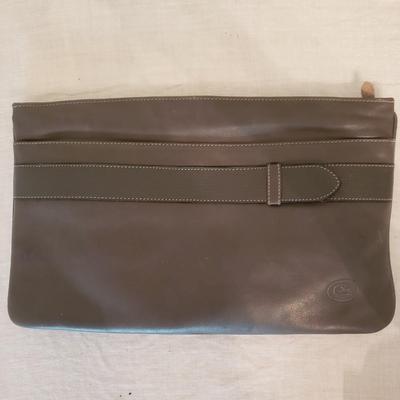 Lot of 3 leather clutch bags