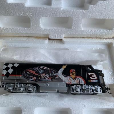 Hawthorne Village Train Set with Dale Earnhardt 2006 New in the Box =11 Boxes