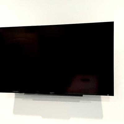 SONY 48â€ SMART TV with Remote & Wall Mount